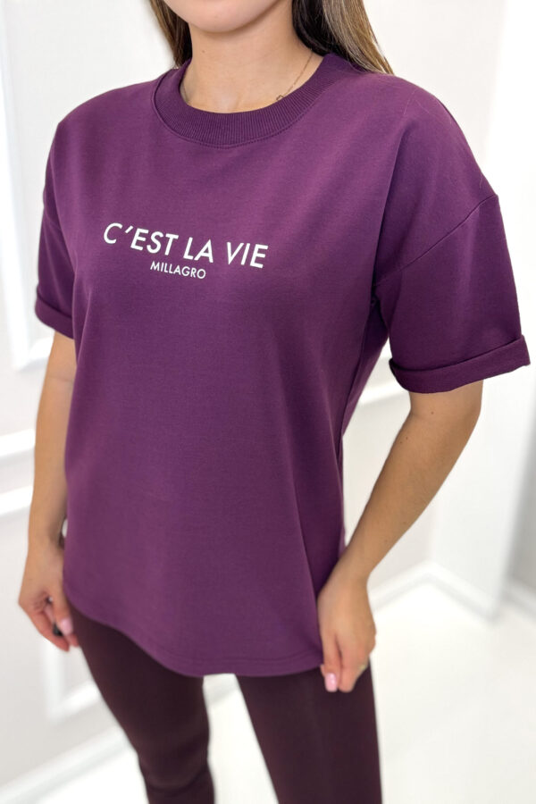 T-shirt C’EST LA VIE / śliwkowy