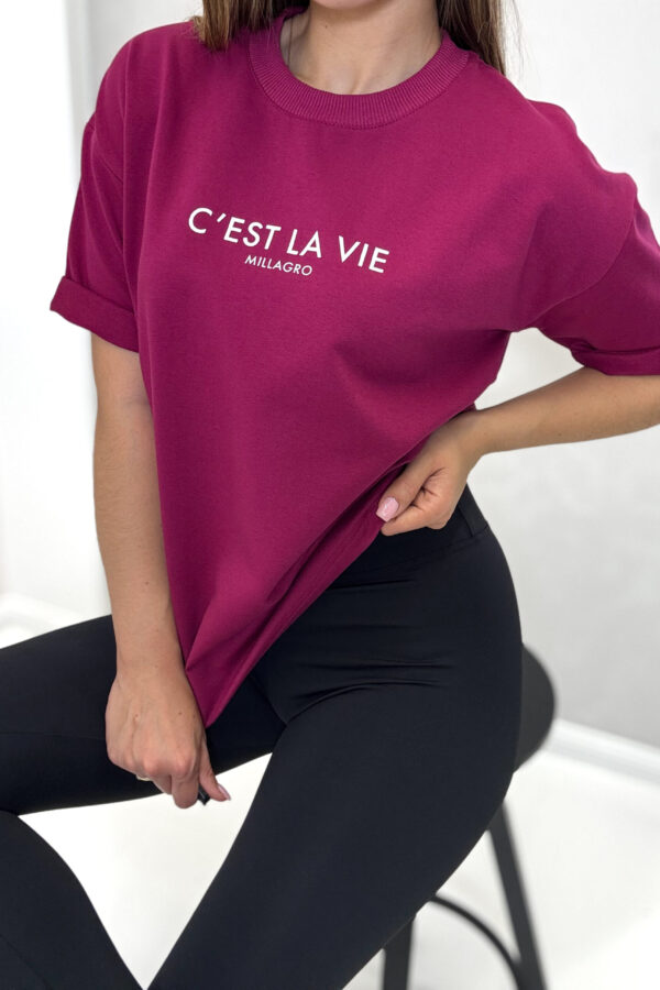 T-shirt C’EST LA VIE / burgundowy